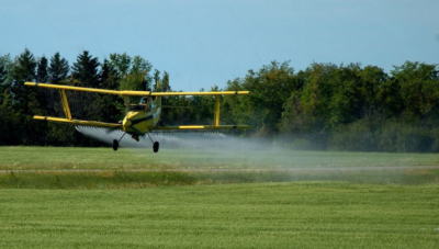 crop duster poison insecticides beekeeper bees