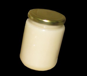 High-glucose honey - safely in a jar.