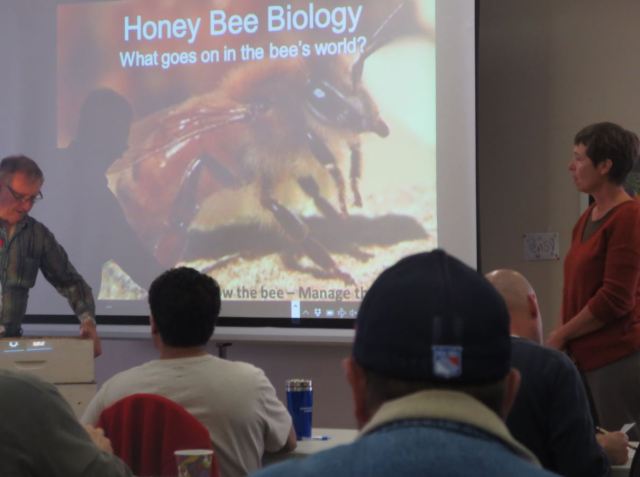 2016-11-bee-club-2
