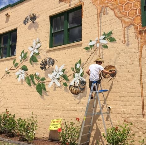 bee-mural-1